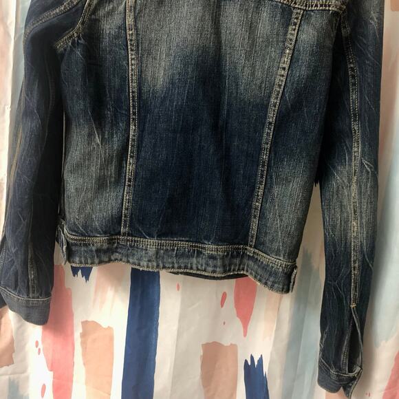 American Eagle Distressed Denim Jean Jacket Size Medium - Picture 9 of 14